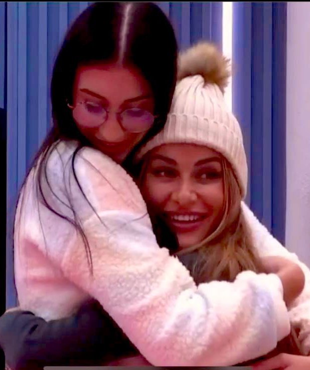 _CristoR4856777's tweet image. Naomi Asensi debe ganar
#GHVIP8
#NaomiGanadora #GHVIP3D #GHVIPDBT12
#GHVIP02D #GHVIP2D