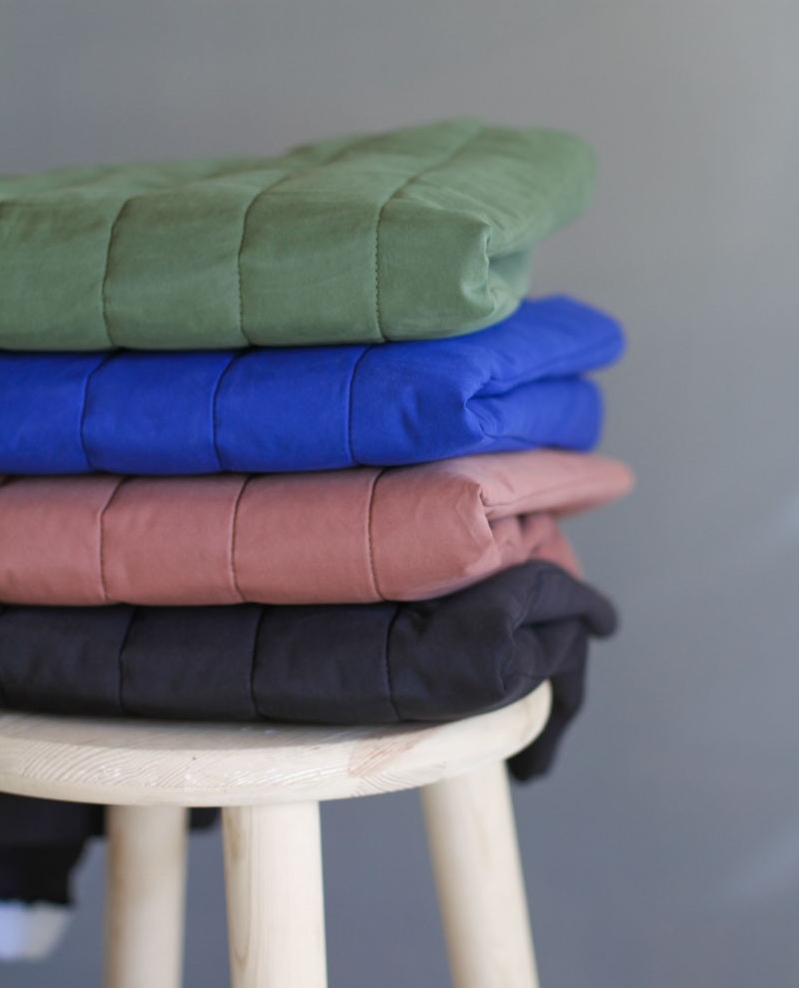 MinervaFabrics's tweet photo. This latest addition to Mind the MAKER's quilted fabric range has a thicker, warmer wadding than the Thelma range and a durable waterproof finish. 

Discover the Jordan Quilting Coating at https://t.co/aEnwFjmvgm

#QuiltedFabric #QuiltedCoating #WaterproofFabric #MindtheMAKER https://t.co/sKArQdjWIk