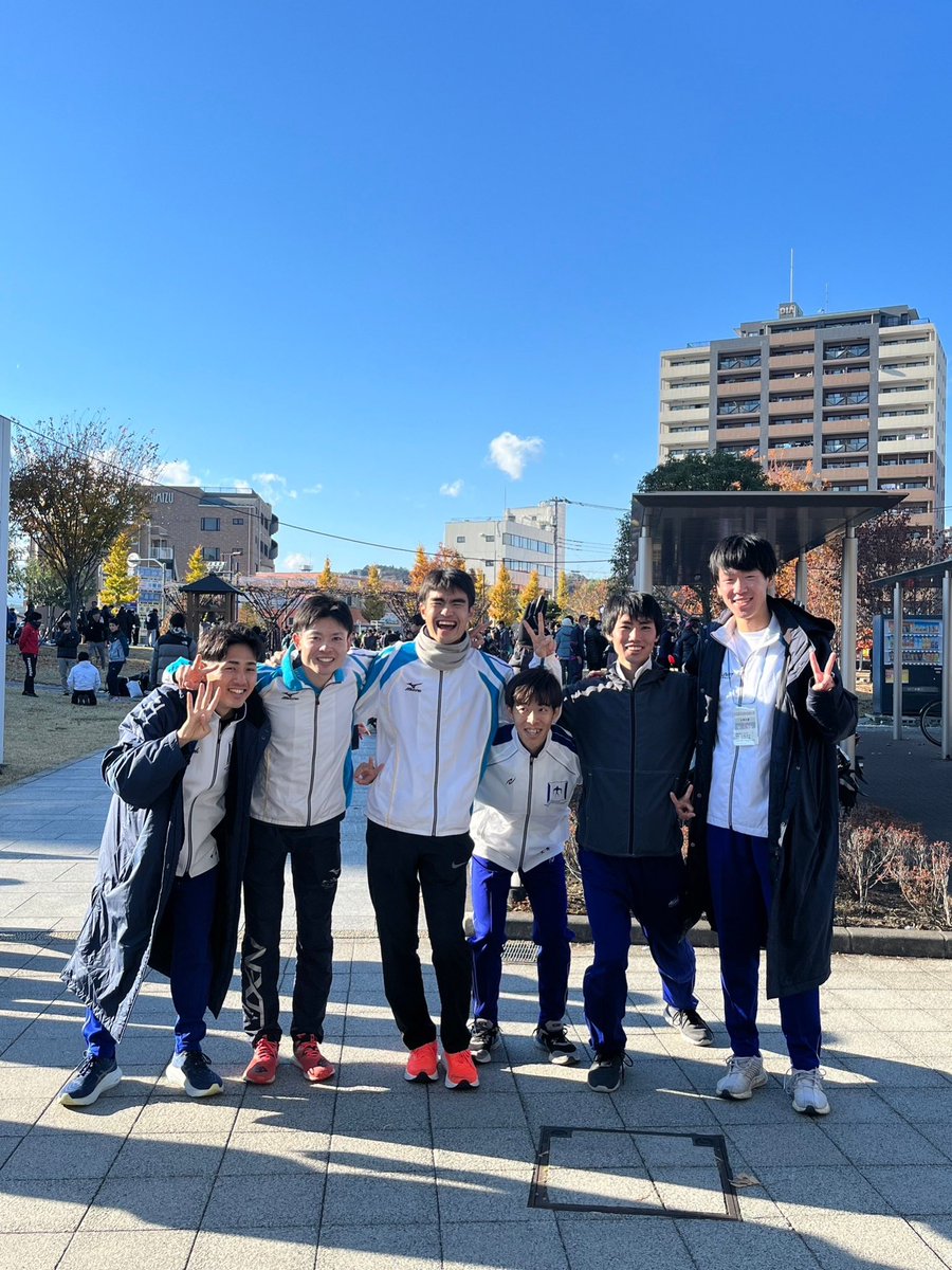 titech_long's tweet photo. 【第85回奥多摩渓谷駅伝競走大会】

東工大A 
大学の部　4位
合計2°17'13

中村駿太(3) 22'07 区間5位
小林将吾(M1) 26'05区間5位
柴田瀬允(M1) 20'31区間3位
大野成輝(4) 21'10区間10位
伊藤颯吾(M2) 25'21区間3位
岩田和大(2) 21'59区間3位

#その走り最先端 https://t.co/jgFwnChiYT
