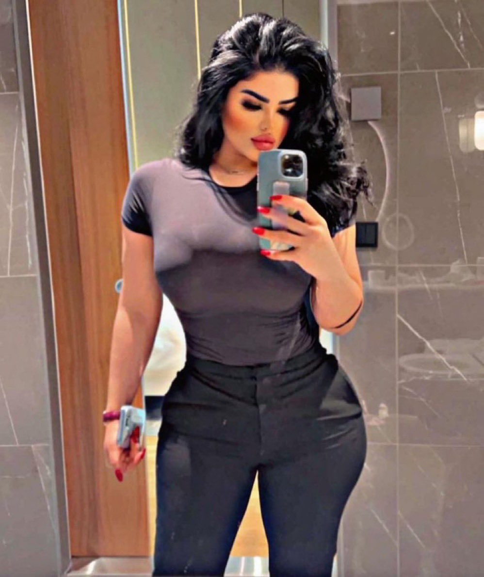 فِتنة بِرجوازية 💃 🤎 tweet media