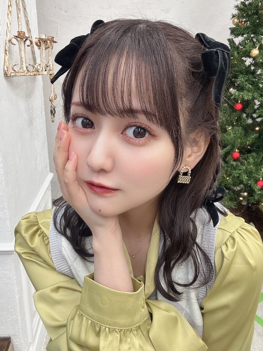 satonoah_staff's tweet photo. こちら2部の佐藤さん。各部ごとにヘアメイク、衣装変更しております！ https://t.co/b9srt5jjVD