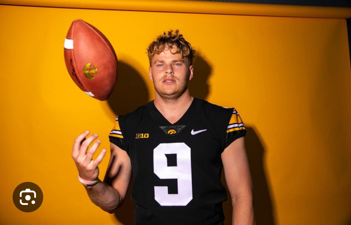 SharpestSharp69's tweet photo. Star of the first half: 
#Iowa #Hawkeyes https://t.co/1XZL1CKFvG