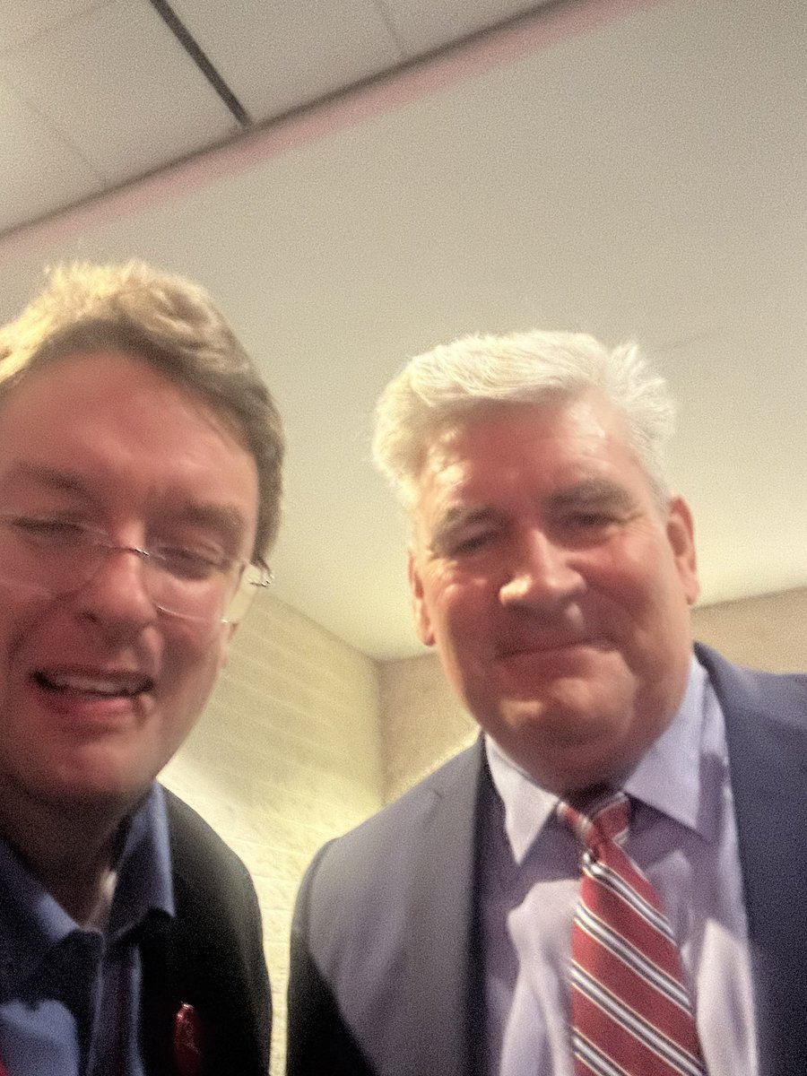 KenTurriff's tweet photo. I couldn’t be happier at today’s Ontario Liberal Party / Parti Libéral de l'Ontario Leadership result! Proud to have been a part of team Bonnie Crombie and her communications team. Now the hard work begins rebuilding the party in time for the 2026 provincial election! https://t.co/MnZ0nCzsio