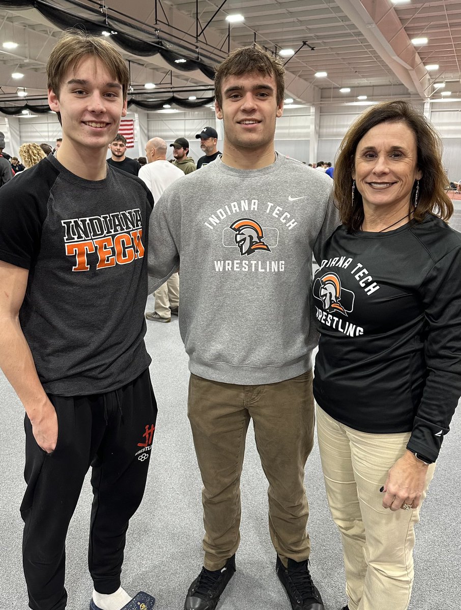 tracylnwilson's tweet photo. 🧡So grateful for the opportunity to watch and support Bode on the mat. Appreciate Braxton and Kenzie going along!🖤
#Gratitude
#Grit
#Purpose
#AllIn
#WarriorWrestling https://t.co/viaEb2uIgf