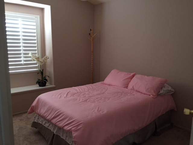 Room for Rent: 1 Bed , 1 Bath, House Room for Rent dlvr.it/SzdDyV
