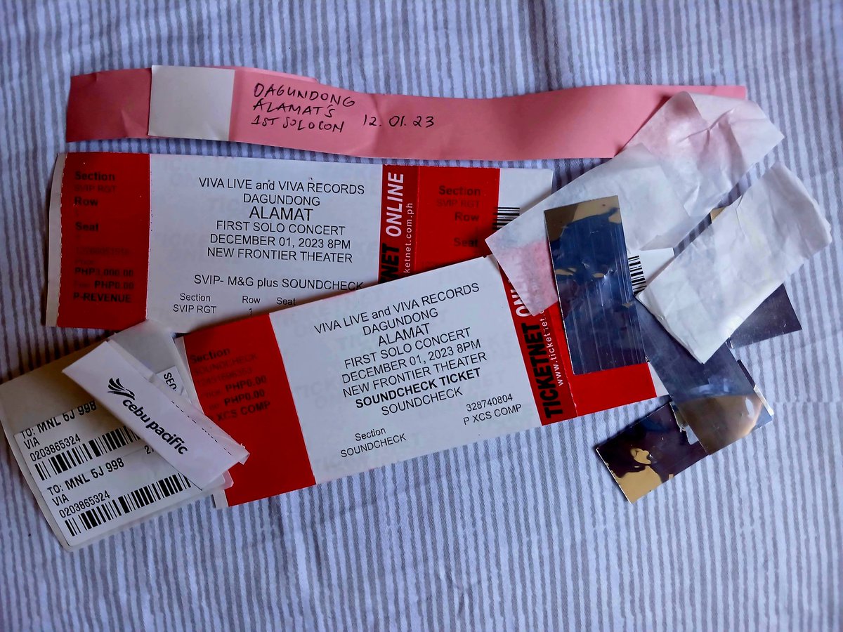 Isidro_Alamat's tweet photo. ..and sa mga sponsors at supportive friends, overflowing ang gratefulness ko sa inyong generosity! 

(Kept d tix, confetti, etc, core memory na to!)

@keundensada @maryahuyo @notforrji

To more ALAMAT events @aria_layne221 !! https://t.co/12wg3DVjvR