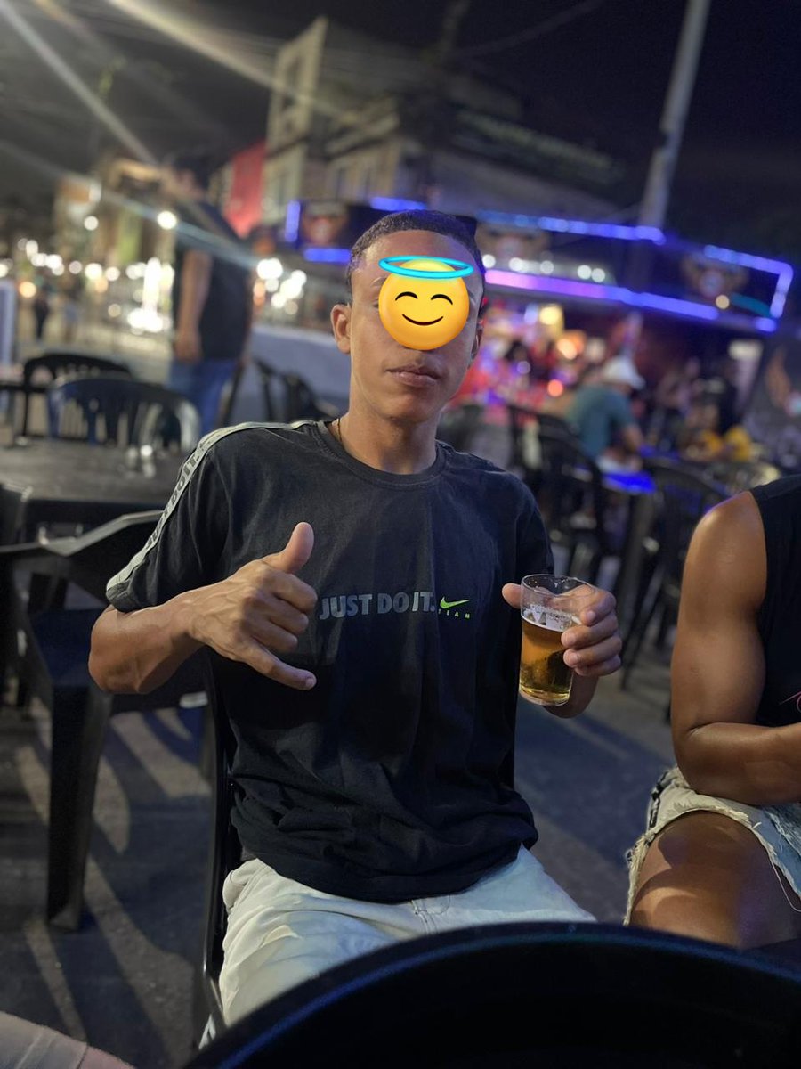 Só agradecer a deus por tudo que tem feito em minha vida...🤍🕊🏳