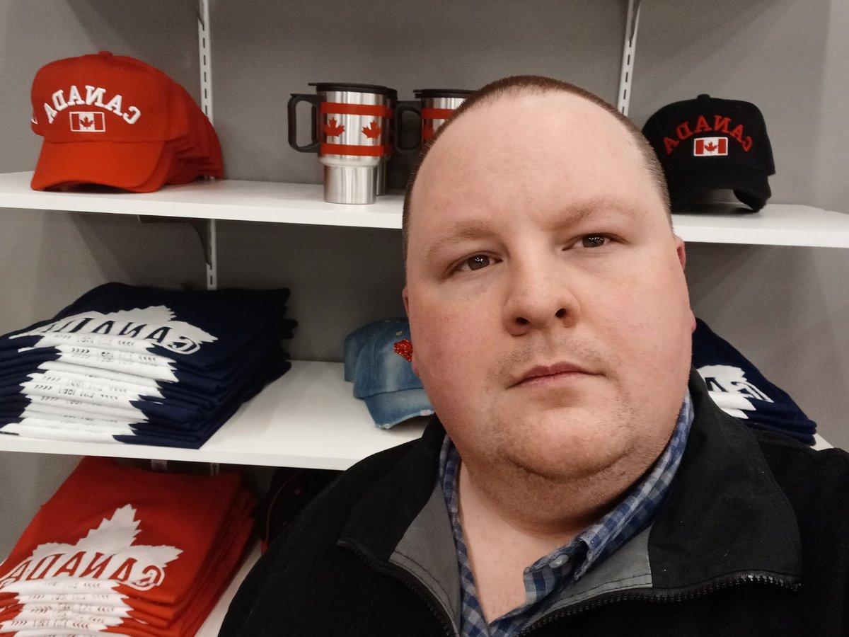 Robot__Turkey's tweet image. Hit up Canada 🇨🇦. Got some Puppers, The Official Beer of #Letterkenny. 
Checked out a #BigTimeEntertainment Arcade, played some mini golf, and set a daily record on a #DarkRide Zombie shooter game. Very productive international trip. 

#Puppers #Canada