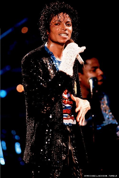 #Thriller40 confirmed great footage is accessible. Please  release the #VictoryTour officially. @michaeljackson @Jacksons