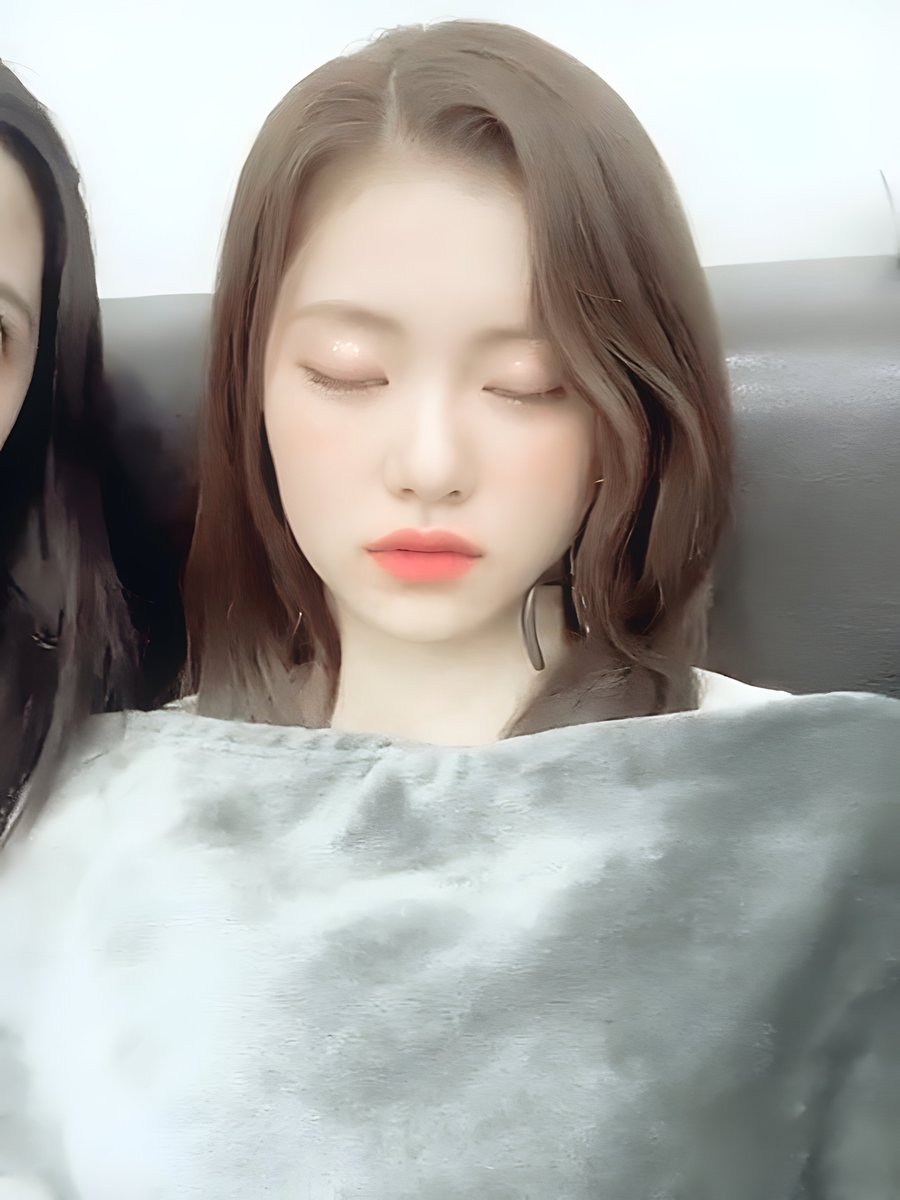 kimgrrm's tweet photo. 😴 💤 https://t.co/rYWWrfhFs1