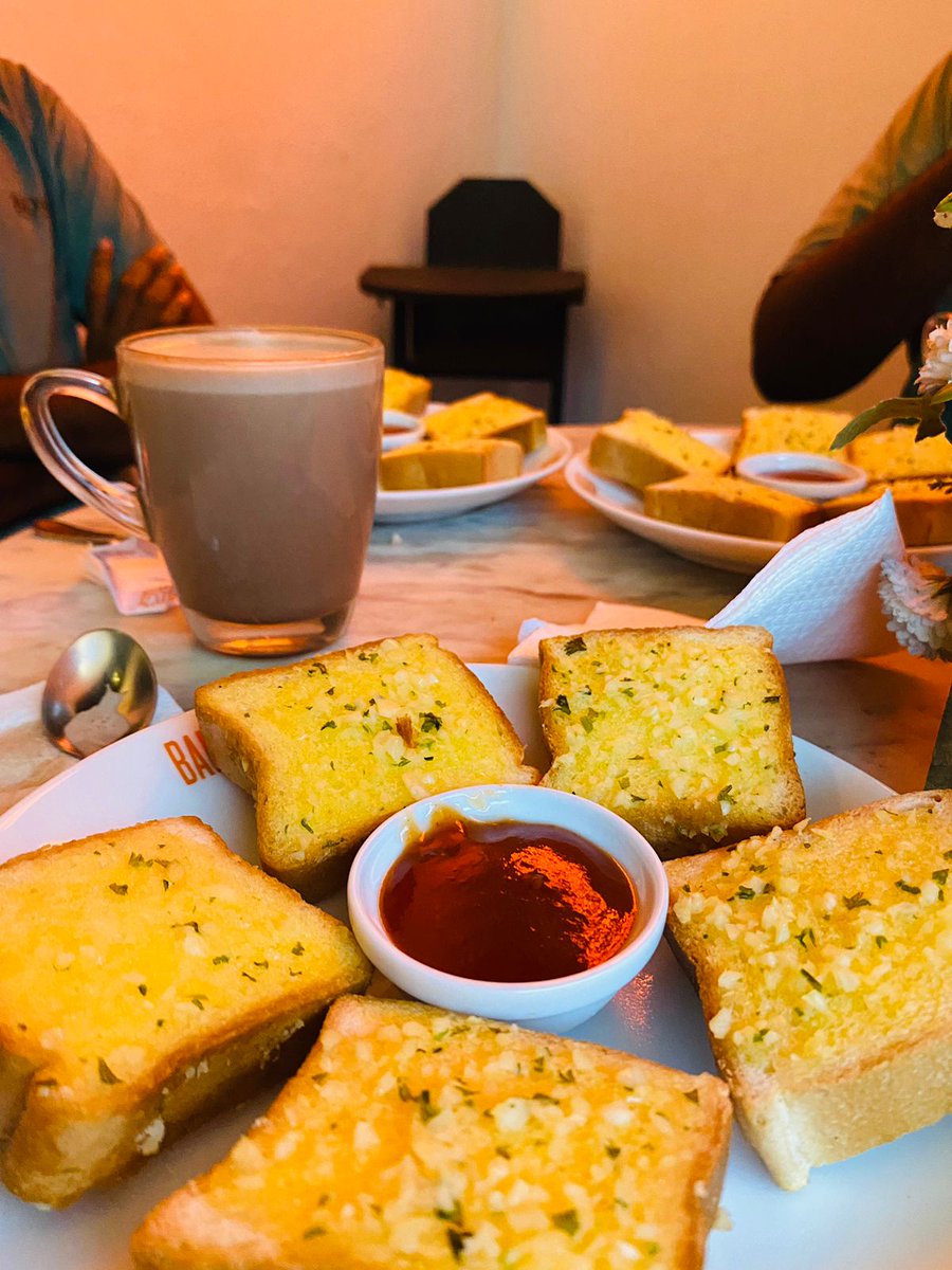 PrabodOfficial's tweet photo. Good Morning 🤩
#lastyearmemory https://t.co/8oQbDZYLNI