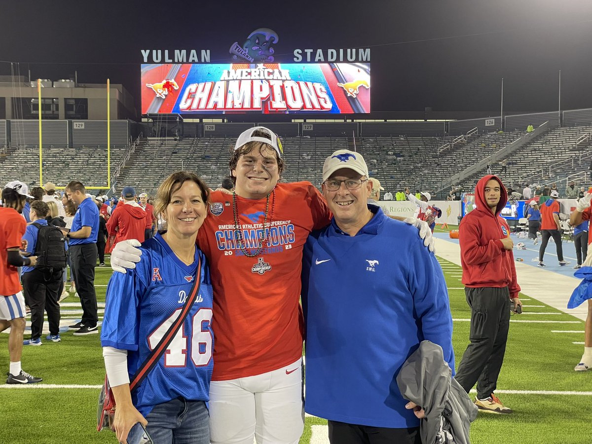 Congrats to TCA alum and SMU football player @markusschu15 for winning the AAC championship against Tulane!!