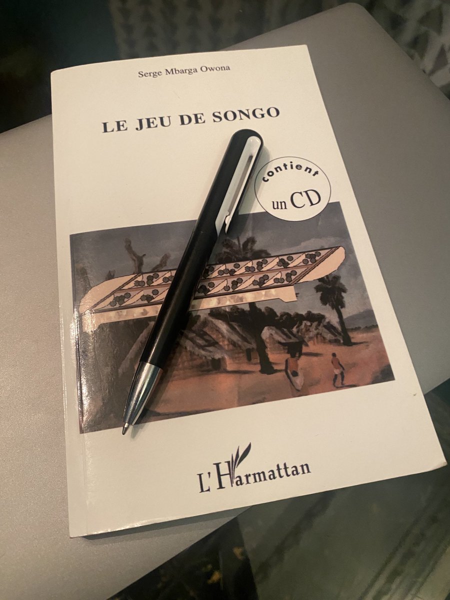 La stratégie du Bidoua 🙂

Quand les maîtres jouent au Songo, ils ne réclament pas le silence absolu, car la foule est une partie du tout qui est enjeu: gagner la partie.

Chaque maître s’assure de maîtriser le flux du Bidoua, puis ayant vu tôt, il écoute et feint s’il veut. 😊