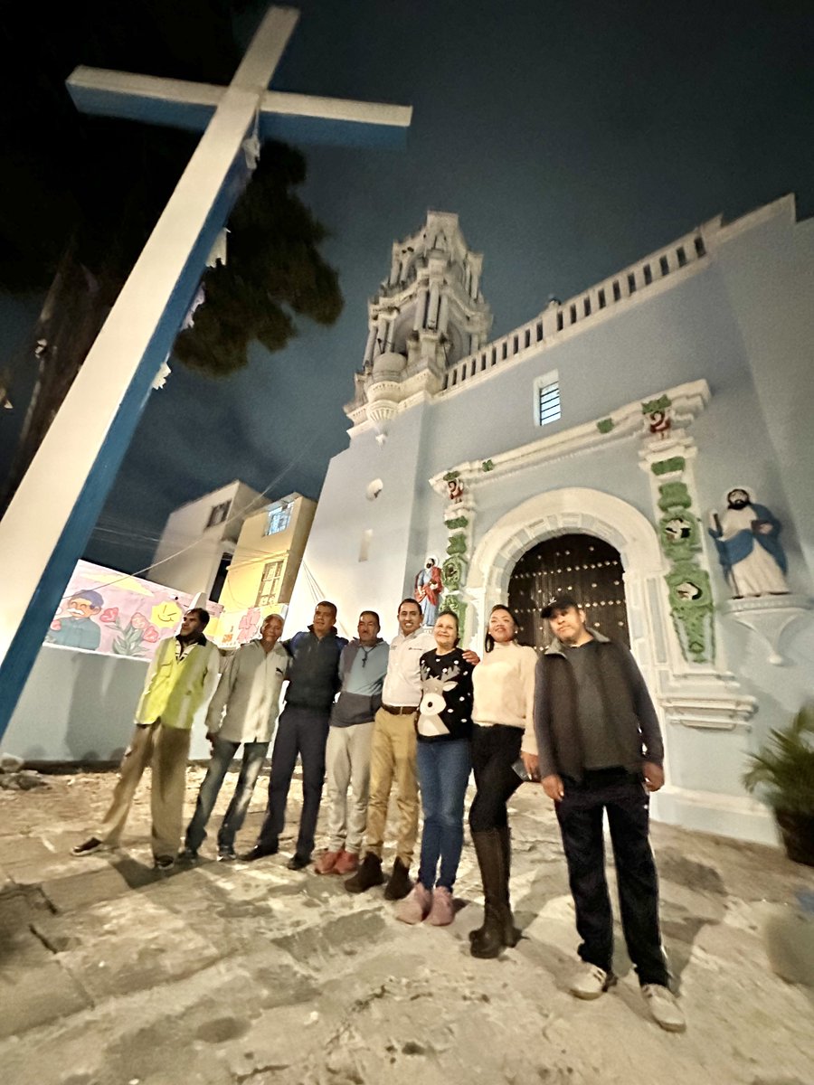 JoseLuisNajeraM's tweet photo. Xanenetla se convirtió en espacio cultural para COBAEP ✨

Gracias a Armando Santos y los liderazgos del barrio, ahora los jóvenes tienen un escenario 🎤 donde mostrar el talento que COBAEP produce.

¡Esto es lo que pasa cuando nos unimos para cambiar las cosas! 🤝
#Puebla https://t.co/vxh8tf4D9L