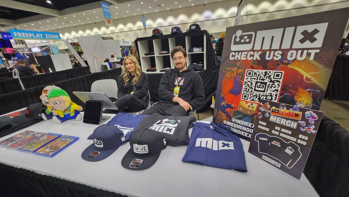 indieexchange's tweet photo. The MIX at LA Comic Con has been lit. Day two has wrapped! Come by to day 3 and say hi if you are in LA and at the con. 20 games multiple artists. #lacomicon https://t.co/V938g6BkI1