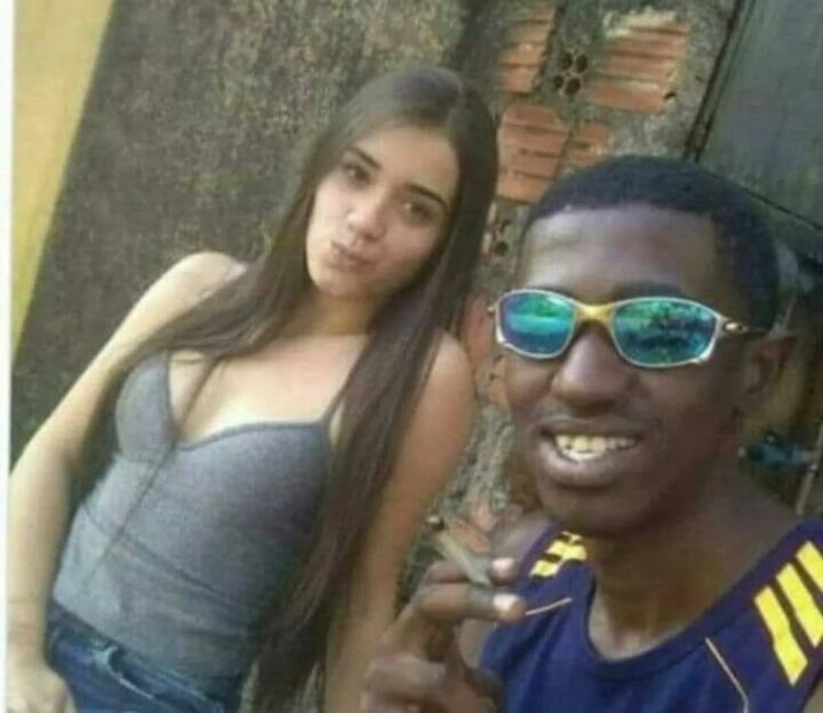 __anittta's tweet photo. yo y el negro mas d mierda q me pude cruzar https://t.co/VDTNUHwZL3