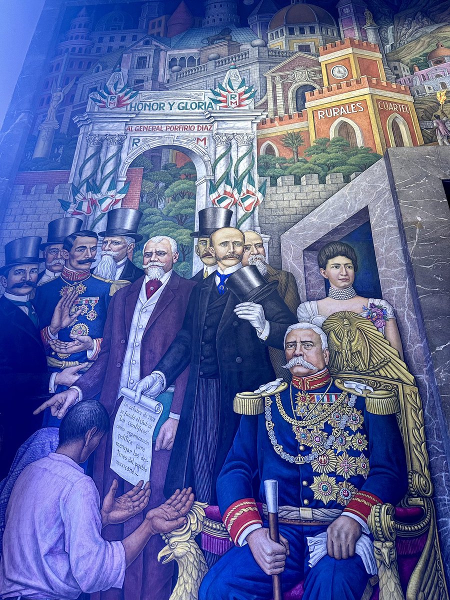 JoseMedinaJr89's tweet photo. Hermoso día spent at el Bosque de Chapultepec, including a visit to el castillo y museo! #CDMX #MexicoCity #Mexico #Mexico #Chapultepec #ParqueChapultepec https://t.co/XAwP0O6uuc
