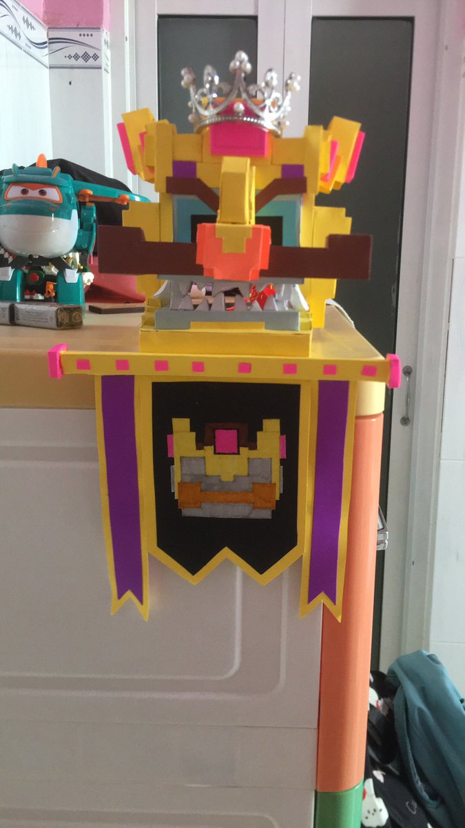 nhi_8a3's tweet image. Finished the Boxell's flag, I added some details to make it fit #Boxell dragon head more suitable...it can hang anywhere I want to hang it #Kingboxell #Mechamato =)))