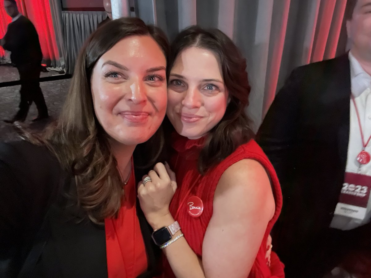 #tfw you get to do good things with great people <a href="/DarciMcFadden/">D'arci McFadden</a> #teambonnie #onpoli