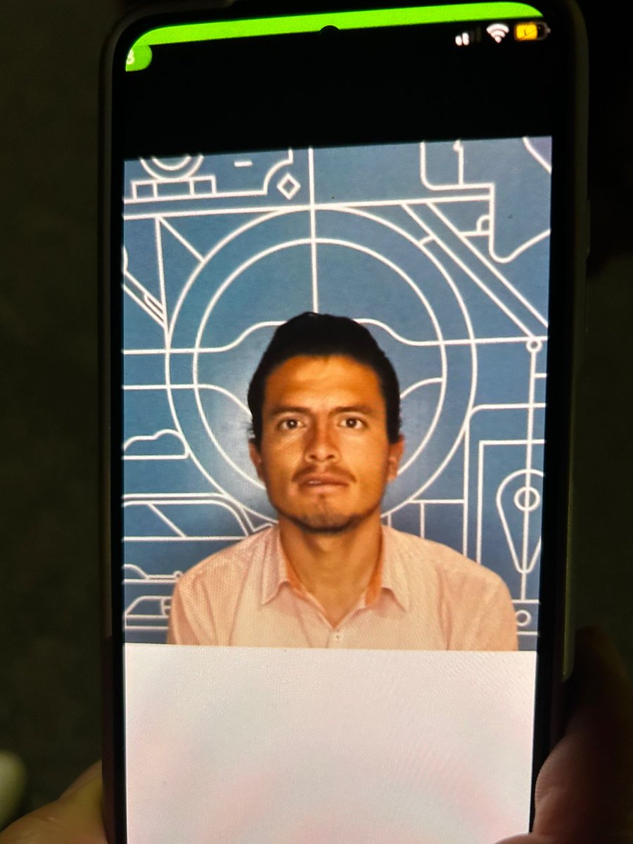 RomisRosgal's tweet photo. Urge difusión. Este asesino conductor de Uber atropelló a propósito a un perro en frente de mi casa. Necesitamos el apoyo de las autoridades #Puebla @Uber_MEX @JCarlos_Valerio @LupitaLeal_ @CarlosGaleanaB @PueblaAyto @sintesisweb @FUNDAPEPUEBLA @eduardorivera01 @SergioSalomonC https://t.co/ROiV6jdrNQ