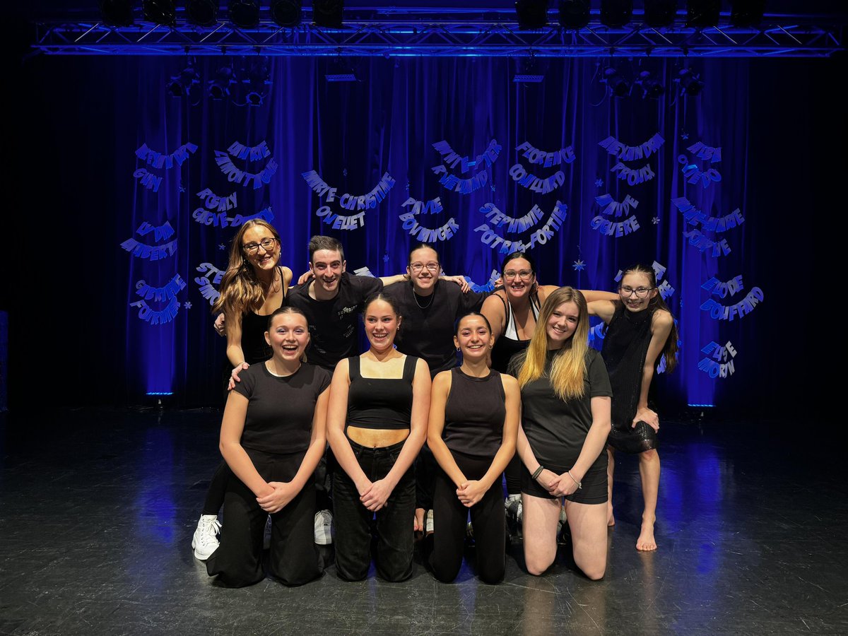 JaysonSlayer_'s tweet photo. Et encore une session de danse de clos! Cette année m'a fait découvrir une troupe en or avec qui j'ai partagé une année hors pair! Merci à mes girls de m'aimer comme je suis et de pouvoir m'épanouir dans la danse 🫶🏆😭💜 #HopeEternity https://t.co/oMeGhbSvvW