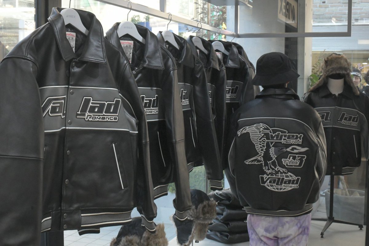 VALLADとAVIREXのコラボレザージャケット無事GETできました！ 特典の