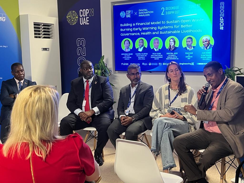 AndriannahM's tweet image. Celebrating #Africaday  @COP28_UAE Working with partners @airtelplc @RAEngGlobal @SEIresearch @NemaKenya @UNEP @IQAir to build a #financial model to sustain early #OpenBurning warning systems #AfricaAQ #SDGs #ClimateAction realising #AMCEN resolutions #COP27 pledge #partnership