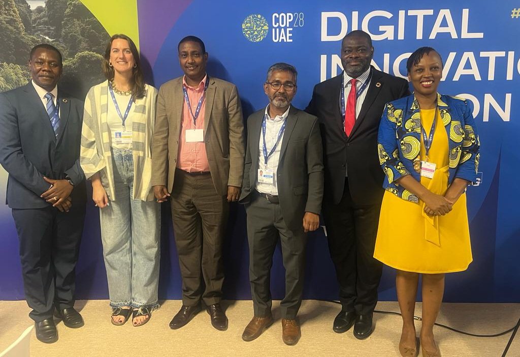 AndriannahM's tweet image. Celebrating #Africaday  @COP28_UAE Working with partners @airtelplc @RAEngGlobal @SEIresearch @NemaKenya @UNEP @IQAir to build a #financial model to sustain early #OpenBurning warning systems #AfricaAQ #SDGs #ClimateAction realising #AMCEN resolutions #COP27 pledge #partnership