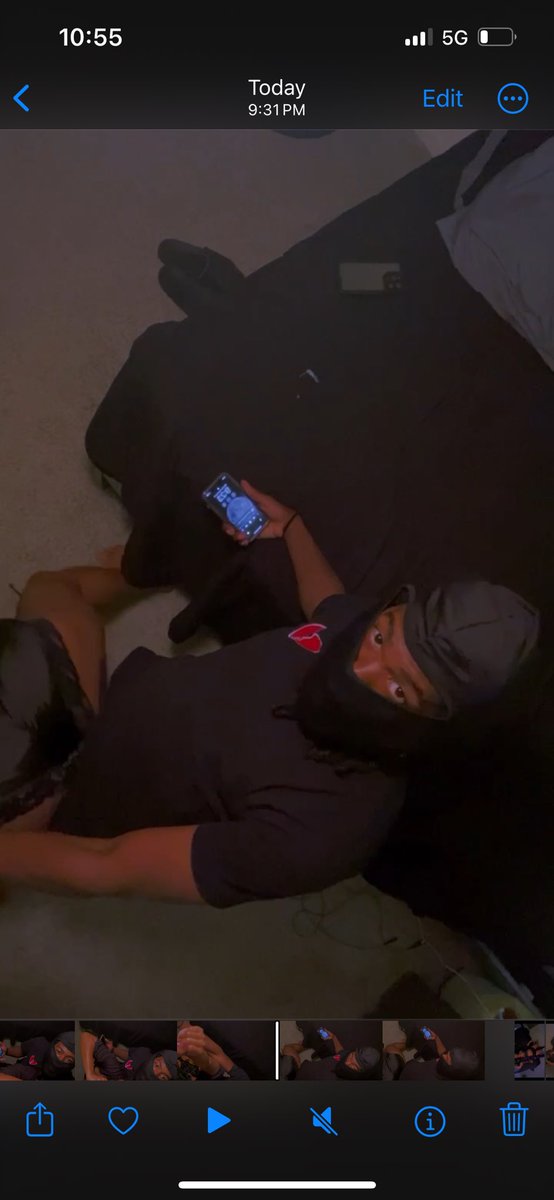 Kap2Hip's tweet image. At this moment shit got real in this #ceilingchallenge