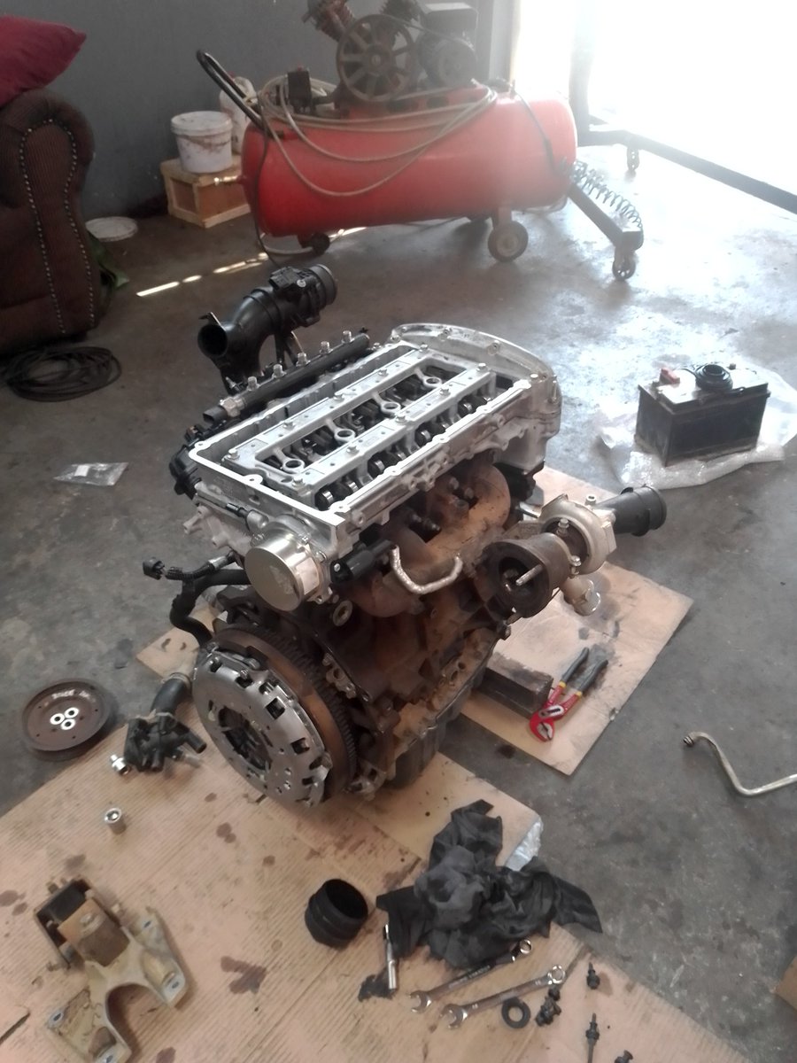 chillizee's tweet image. Ford ranger 2.2 engine overhaul done