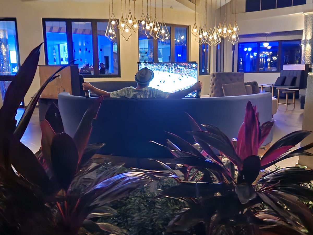 Bryan Wright tweet media