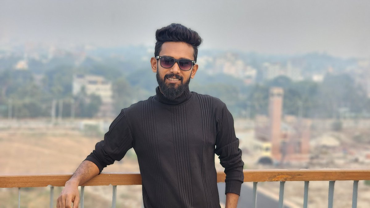 miristhebrand's tweet image. View from office top
#office #digitodesk #makemoneyonlinefree #makemoneyonline #automatedmoney #BusinessGrowth #passiveincome #automatedmoney