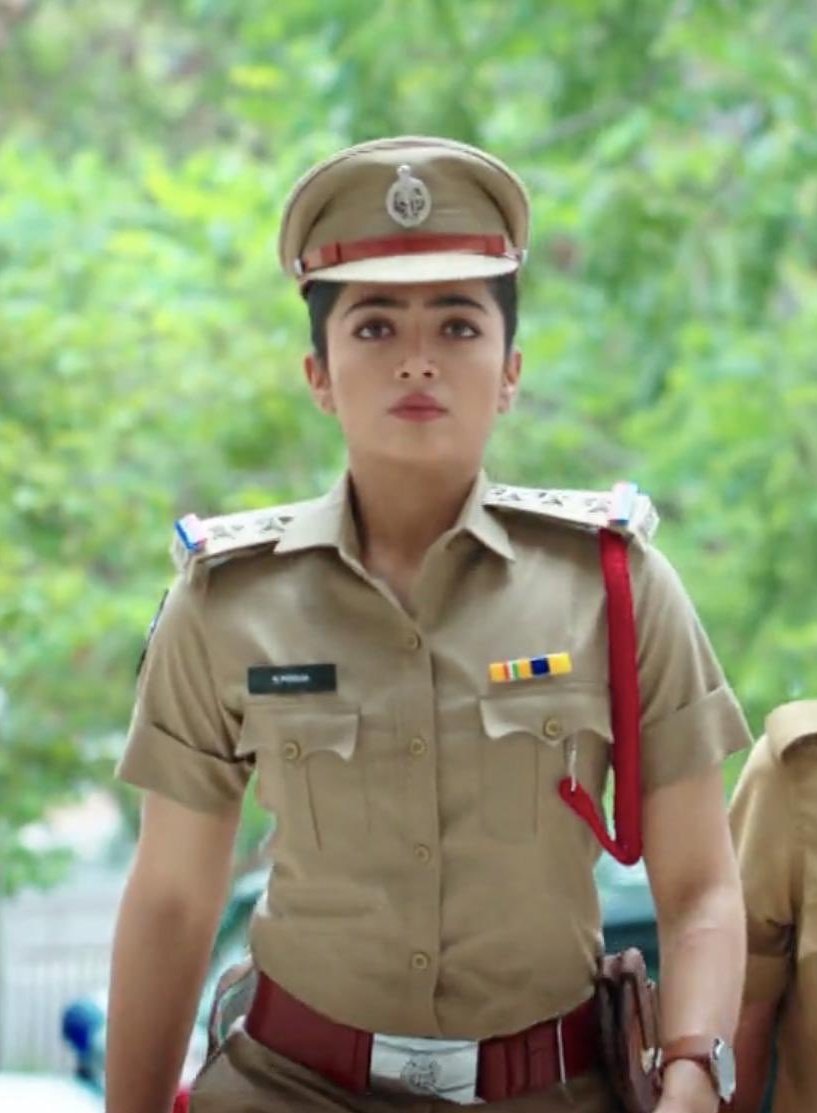 She is Perfect Choice for TOUGH #LadyCop Roles 🥵

Hope She Choose the Right Scripts for Action Adventure 🔥

#RashmikaMandana 
#RashmikaMandanna 
#Rashmika #Raashmika 
#Animal #AnimalTheMovie 
#AnimalPark #AnimalMovie