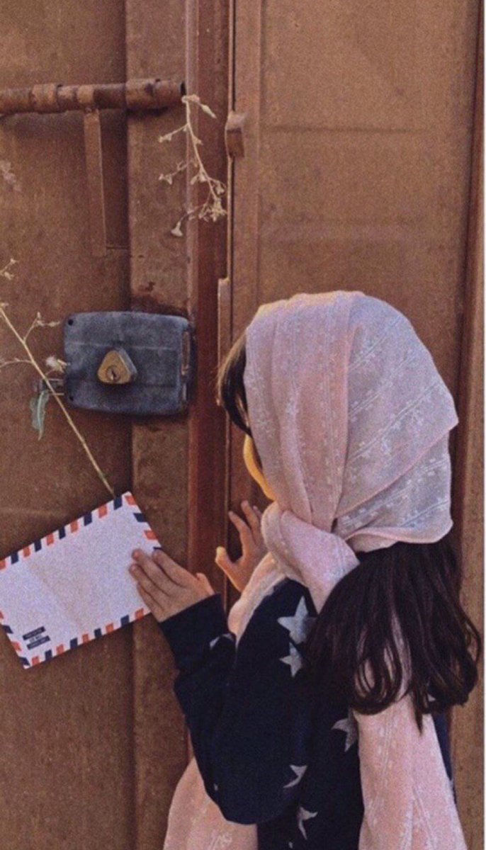 ㅤ

رحنا ضحايا سلوم وحطام عادات 
لين استوى ذنب الوصل و القطاعة

ㅤ