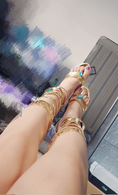 我吃吃吃🤤 #伪娘 #女装子 #男の娘 #妮露 #cosplay #玉足 #足控 https://t.co/AvRyLPAmu2<a href="/tag/%E4%BC%AA%E5%A8%98"class="tags">#伪娘</a><a href="/tag/%E5%A5%B3%E8%A3%85%E5%AD%90"class="tags">#女装子</a><a href="/tag/%E7%94%B7%E3%81%AE%E5%A8%98"class="tags">#男の娘</a><a href="/tag/%E5%A6%AE%E9%9C%B2"class="tags">#妮露</a><a href="/tag/cosplay"class="tags">#cosplay</a><a href="/tag/%E7%8E%89%E8%B6%B3"class="tags">#玉足</a><a href="/tag/%E8%B6%B3%E6%8E%A7"class="tags">#足控</a>