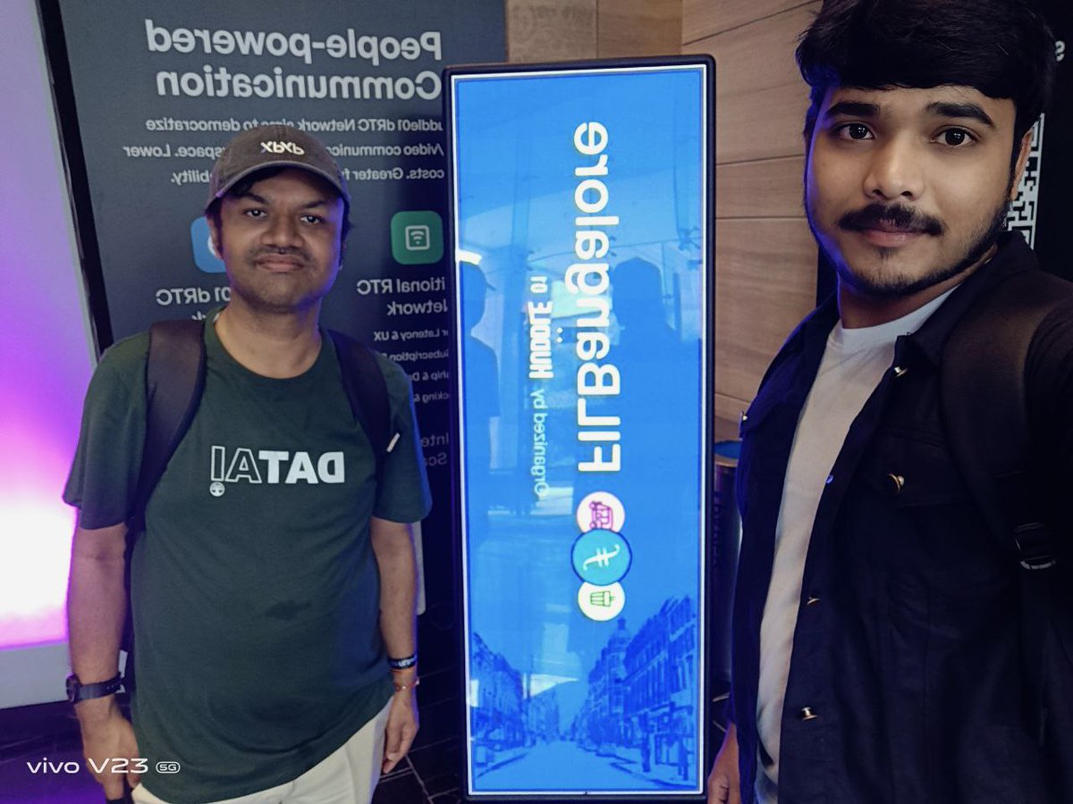 drraghavendra91's tweet image. Electrifying atmosphere and vibrant community passionately curious #web3developers attending #FILBangalore here comes the magical moments captured
@ranjan3118
@juanbenet
@Filecoin
@huddle01com