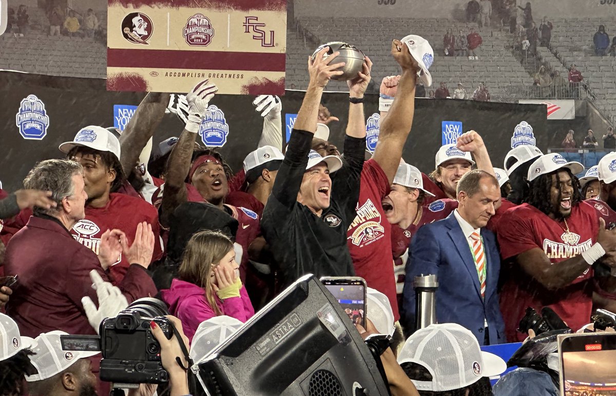 FSU_Barstool's tweet photo. HANG IT IN THE LOURVE https://t.co/8ay1XGJ14k