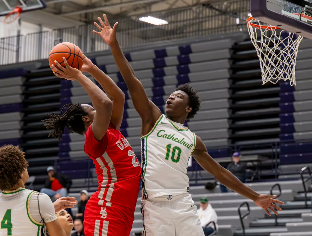 Roundup from Saturday's six-game Sneakers for Santa event at Brownsburg. Will have plenty more coverage coming. Fun day of hoops.  bit.ly/3sXzyPb