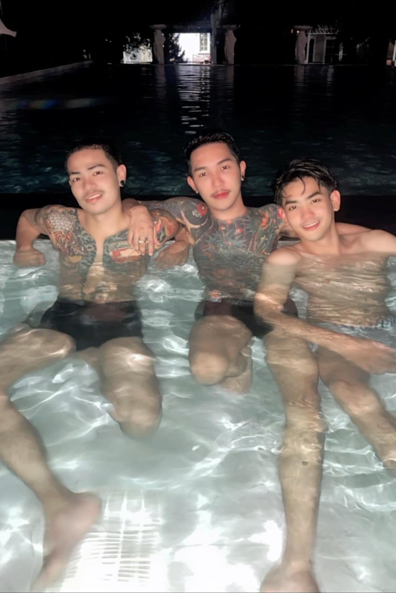 hea_lung's tweet photo. รับงาน 555 https://t.co/gMXiPnDSqh