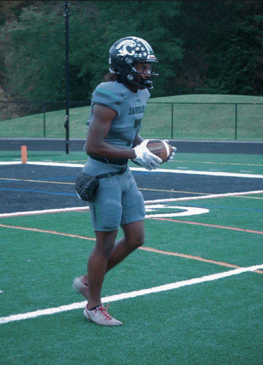 Junior season hudl.com/v/2MYiA1