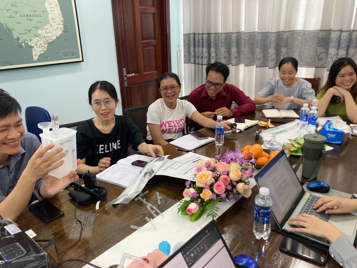 TaiwanCreate's tweet photo. Create Biotech in Ho Chi Minh City, Vietnam💪🏻

Our sales representatives and R&amp;D engineer are here to conduct the face-to-face product training and collect the first-hand feedback from hospital! https://t.co/c41gqfjffF