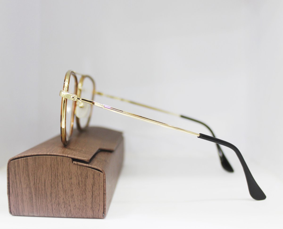 talukderoptics's tweet photo. Tiger print &amp; Gold Color eyewear frame for men &amp; women

Visit: https://t.co/RoVa5VSayG

#Manframe #metalframe #optical #optician #Roundframe #style #sunglass #sunglassesfashion  #sunglassesstyle #tigerprint  #womenframe https://t.co/dj2laqQvti