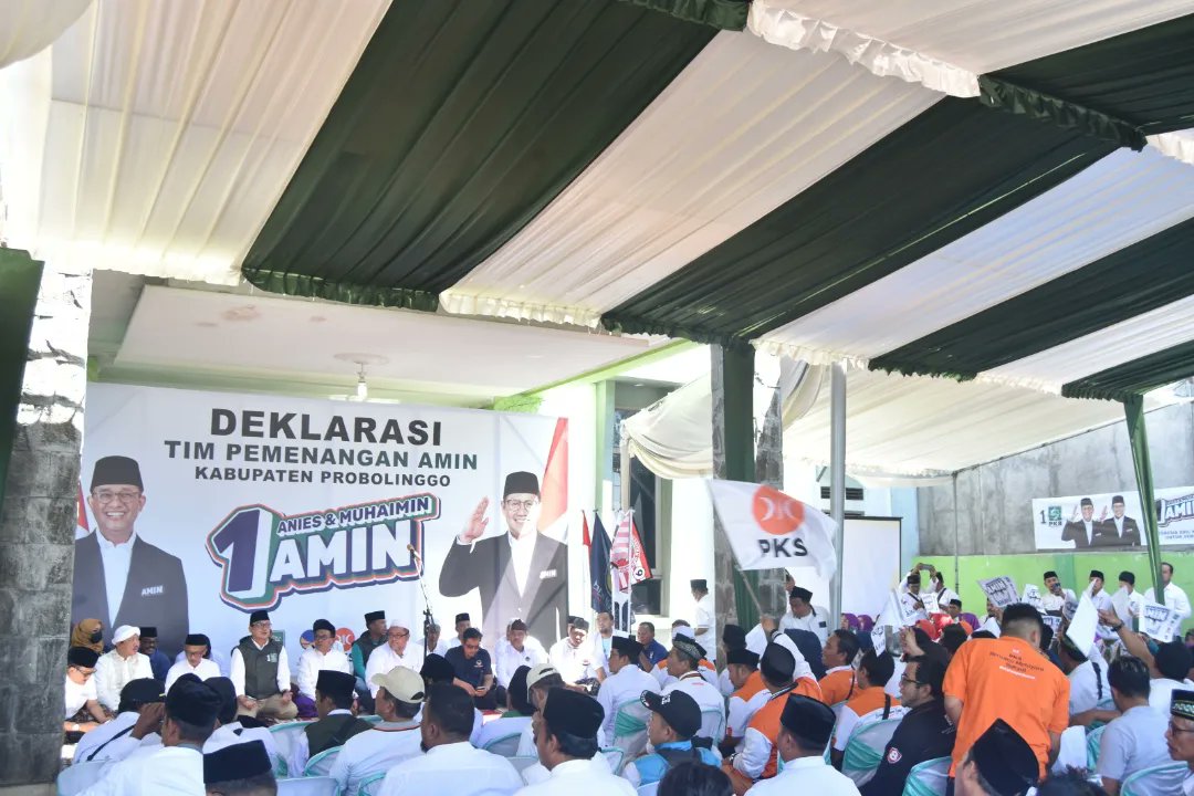 PkbProbolinggo's tweet image. 03.12.2023 // Deklarasi TIM Pemenangan AMIN Kab. Probolinggo Bersama Partai Koalisi Perubahan.

#AniesMuhaimin2024

@aniesbaswedan @cakimiNOW @DPP_PKB @NasDem @PKSejahtera @DPP_PartaiUmmat @dpwpkbjatim_