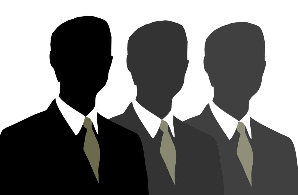 Muş’ta bir kaç aday aday kendi kurdukları sayfalarda kendi açtıkları hesaplarla kendilerine oy atıp sonra vay ankette ben birinci çıktım ben üçüncü çıktım deyim Muşlular ile dalga geçmeye başladı. Siz Bu halkı keriz zannediyorsunuz ama zannettiğiniz gibi değil.<a href="/Akparti/">AK Parti</a>