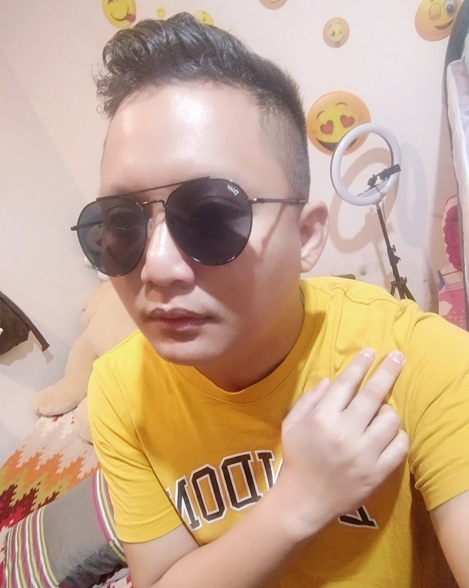 JMerupi's tweet photo. Yang pergi biarkan lah pergi ....mungkin yg datang jd pengganti lagi baik😎☺️☺️# miri # setia itu menyakitkan # https://t.co/xKiMNFQP6w