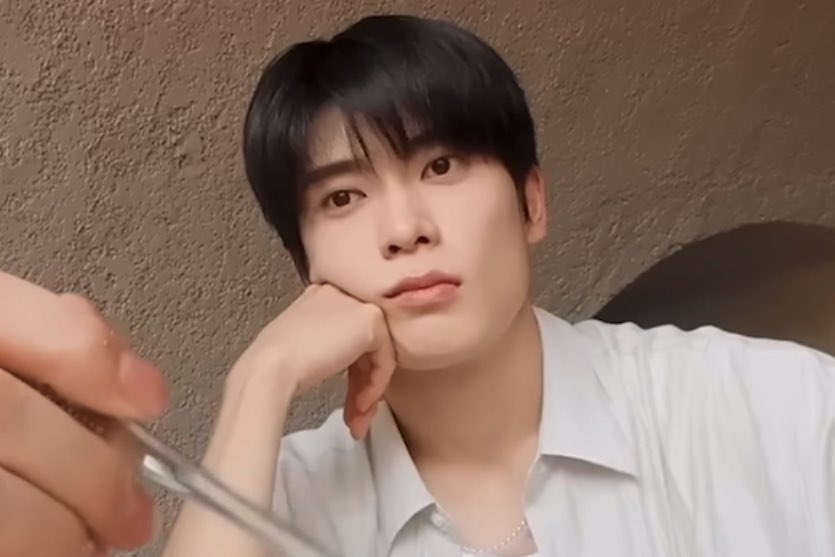 yunosmommy's tweet photo. ทำไมป้าร้านข้าวไม่ได้เรียกสุดหล่อแค่เรา นอยอะ https://t.co/P3NNqqkGtu