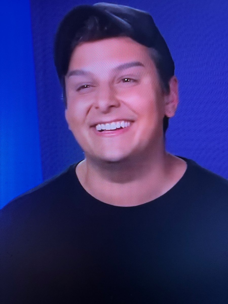 gogowithjojo's tweet photo. Jan out of drag kinda looks like George Santos lol https://t.co/aRn8tyZNSj