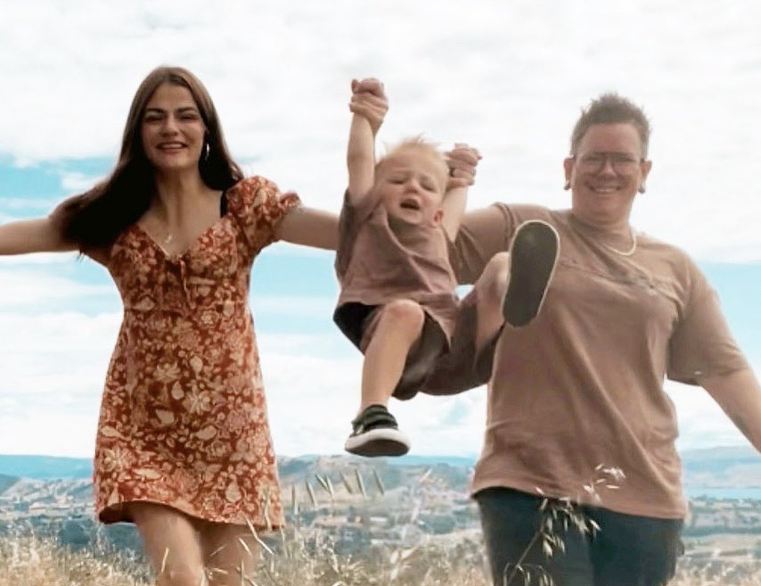 popselizabethr's tweet photo. Just a little post to show our appreciation to everyone who’s been following along on this modern family’s journey this year! 🤎

https://t.co/ZW1TWlhYSK

#lifewiththelamsays #twomumfamily #rainbowfamily #love #family #LoveMakesAFamily #thisistheborder #familyblogger #mumblogger https://t.co/RcPgArybpz