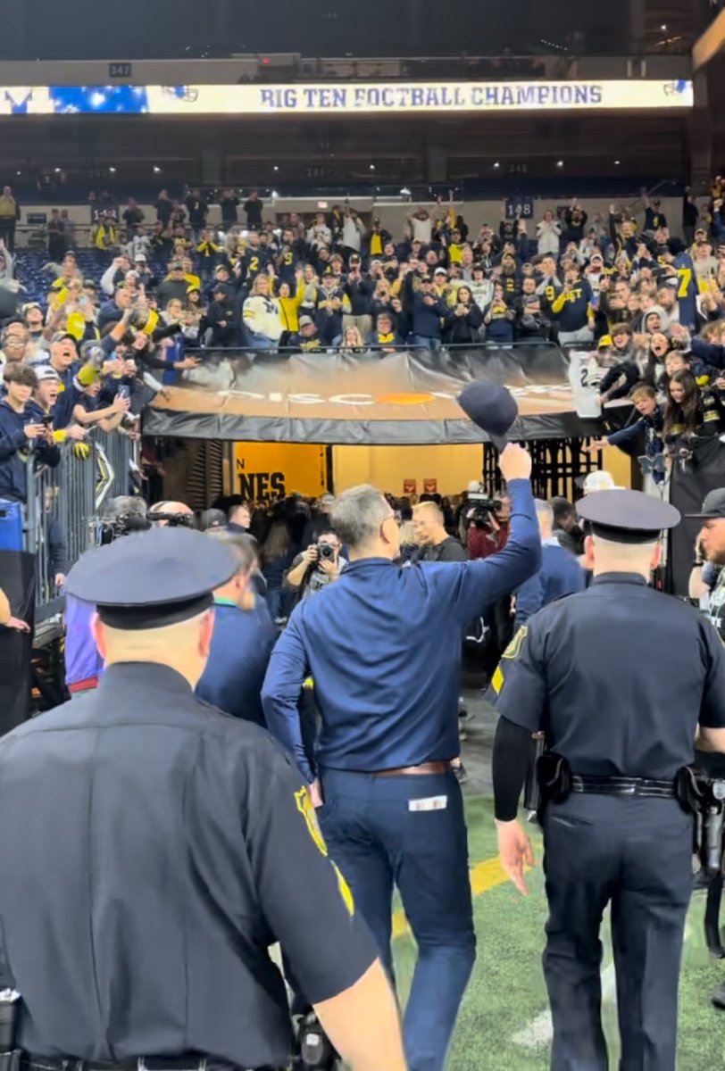 Michigan Football on UMGoBlue tweet media