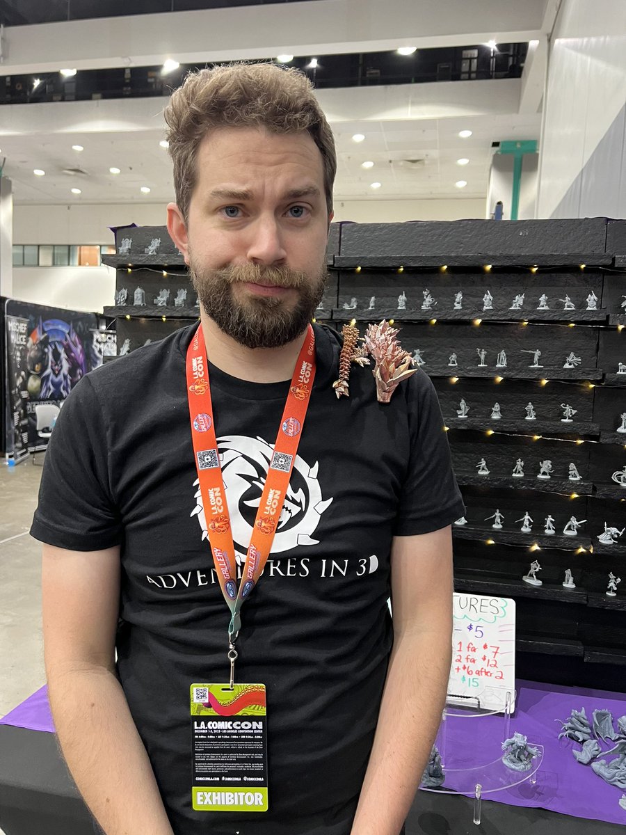 Day 2 of #LACC and it was a crazy day. Didn’t get many pics from today but luckily our friends who stopped by were able to capture some of us and of themselves. One day to go!